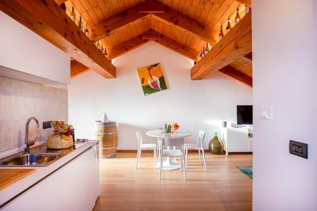 Charming 2.5Room Flat In Center Of Монфорте-д'Альба Экстерьер фото